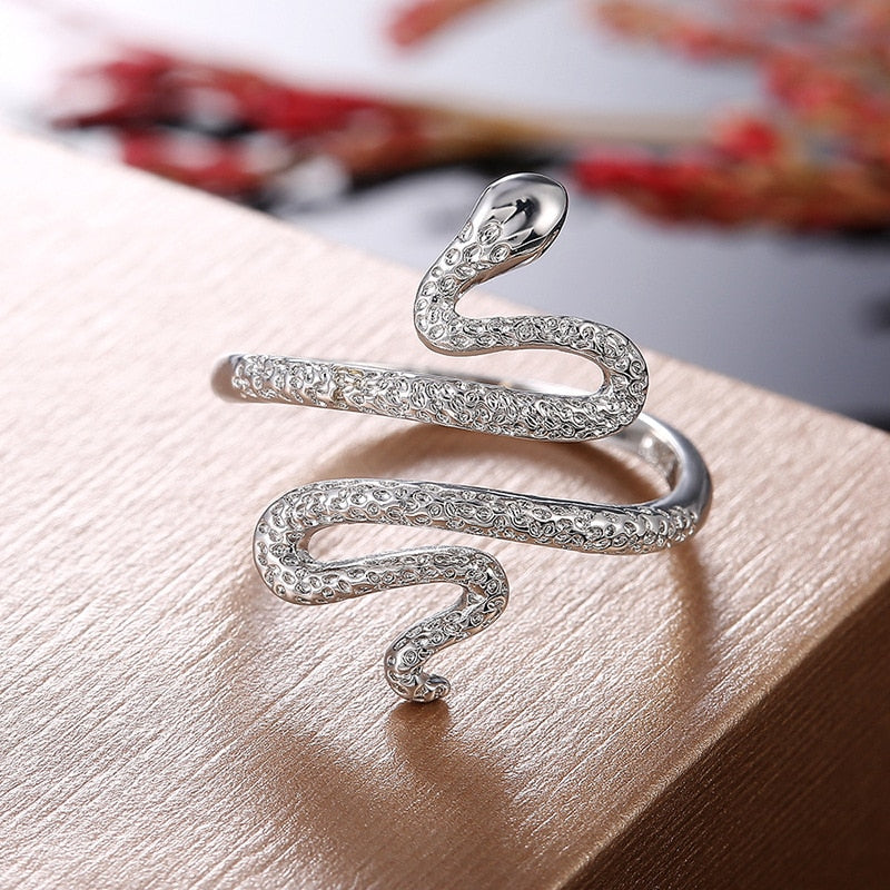 Ring with snake motif
