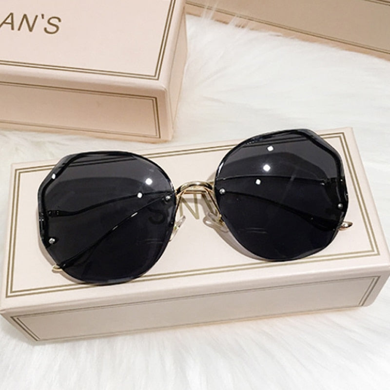 Geometric sunglasses