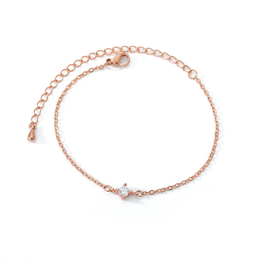 Minimalist bracelet with cubic zirconia