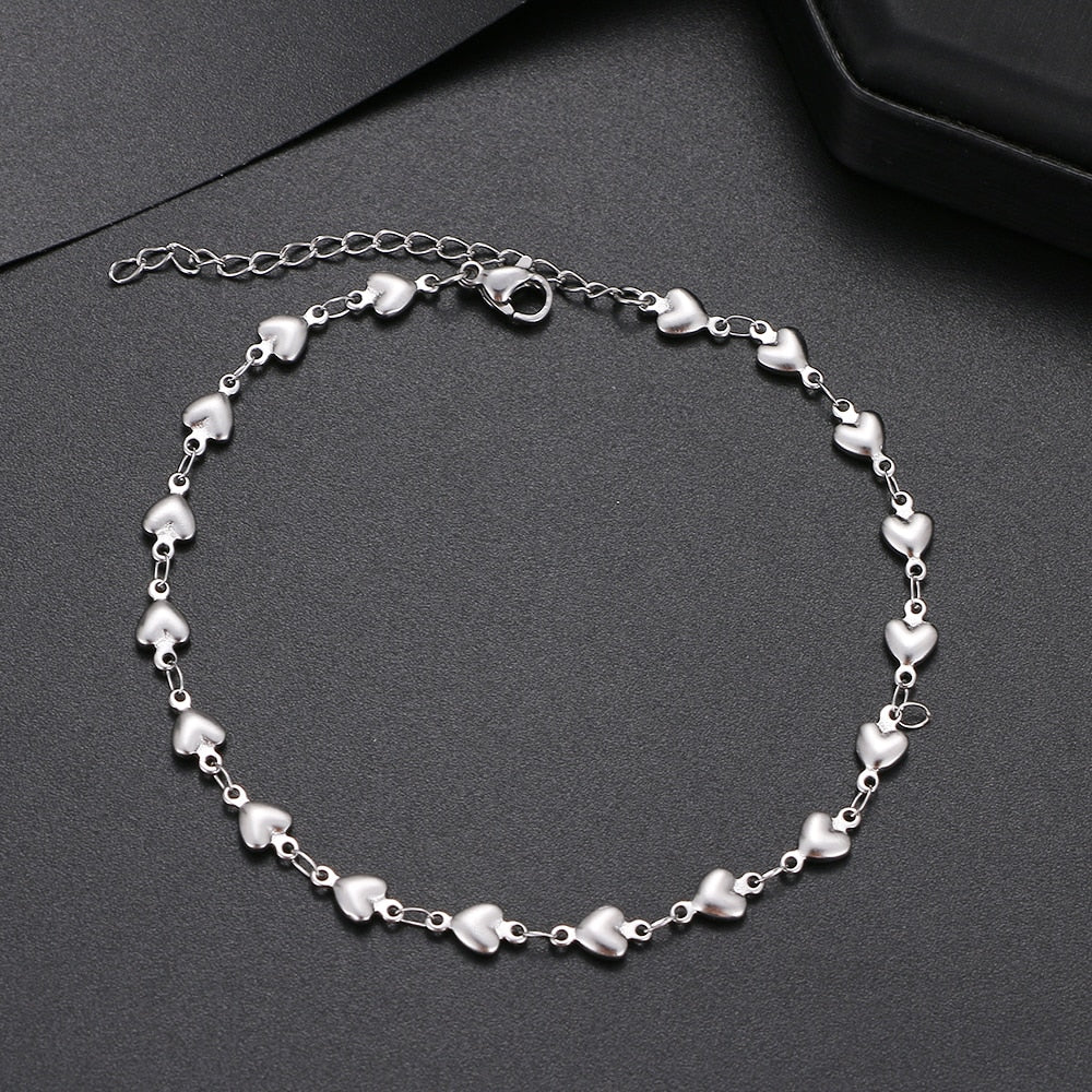 Delicate bracelet with a heart motif
