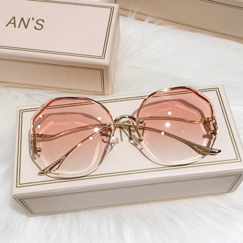 Geometric sunglasses