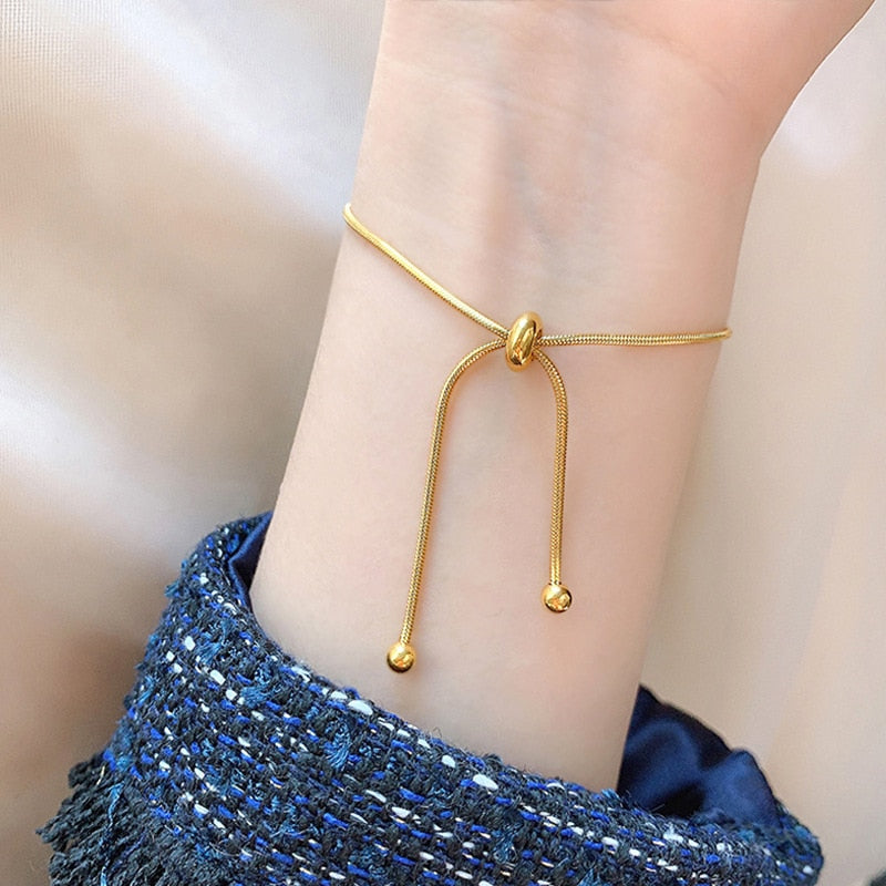 Minimalist bracelet