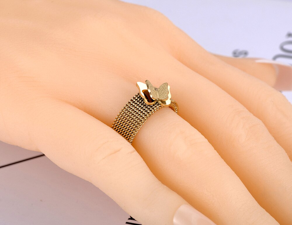 Butterfly ring