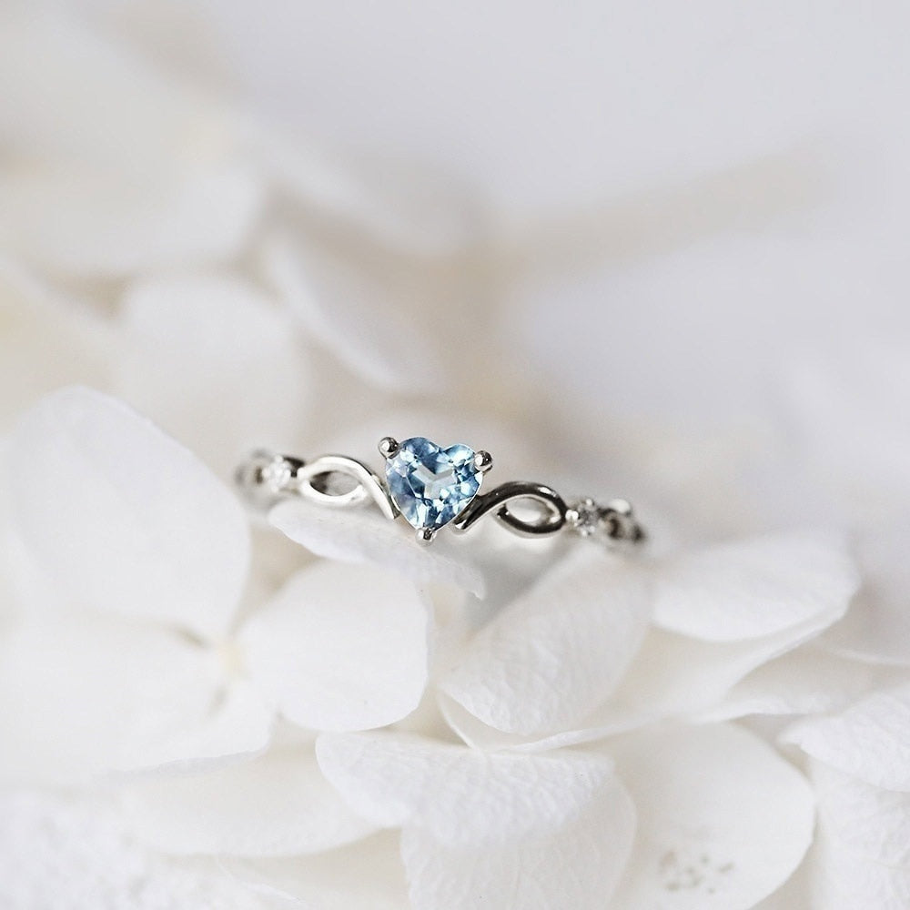 Heart-shaped zirconia ring