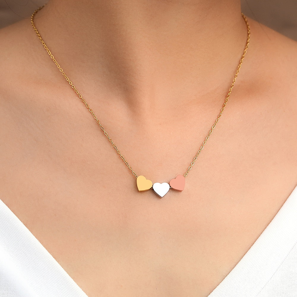 Necklace with hearts