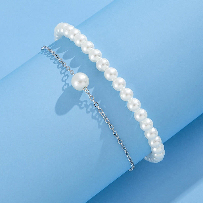 Ankle bracelet with imitation pearls