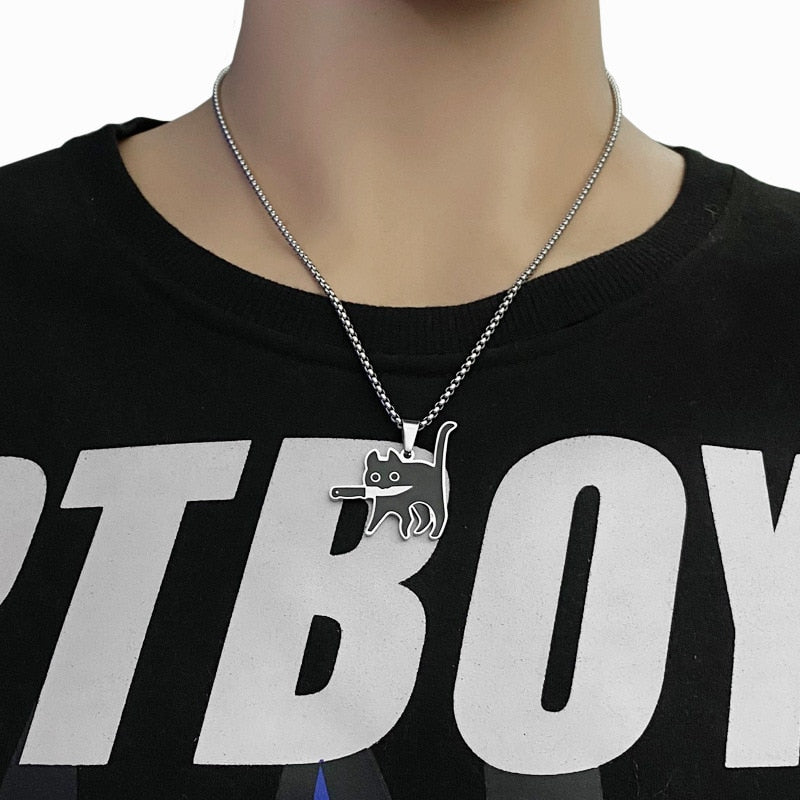 Animal motif necklace