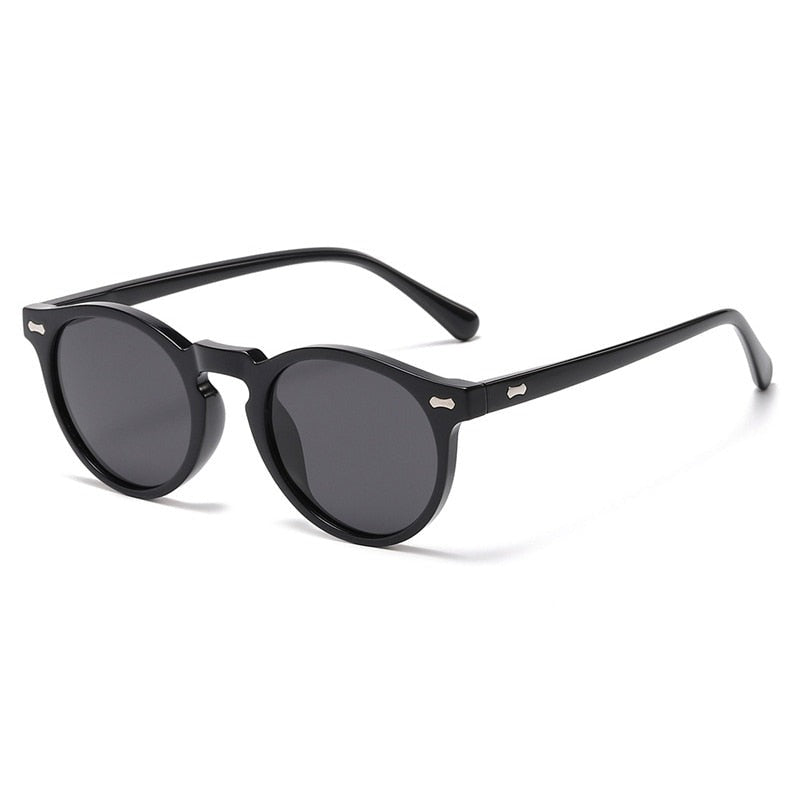 Retro-style round glasses