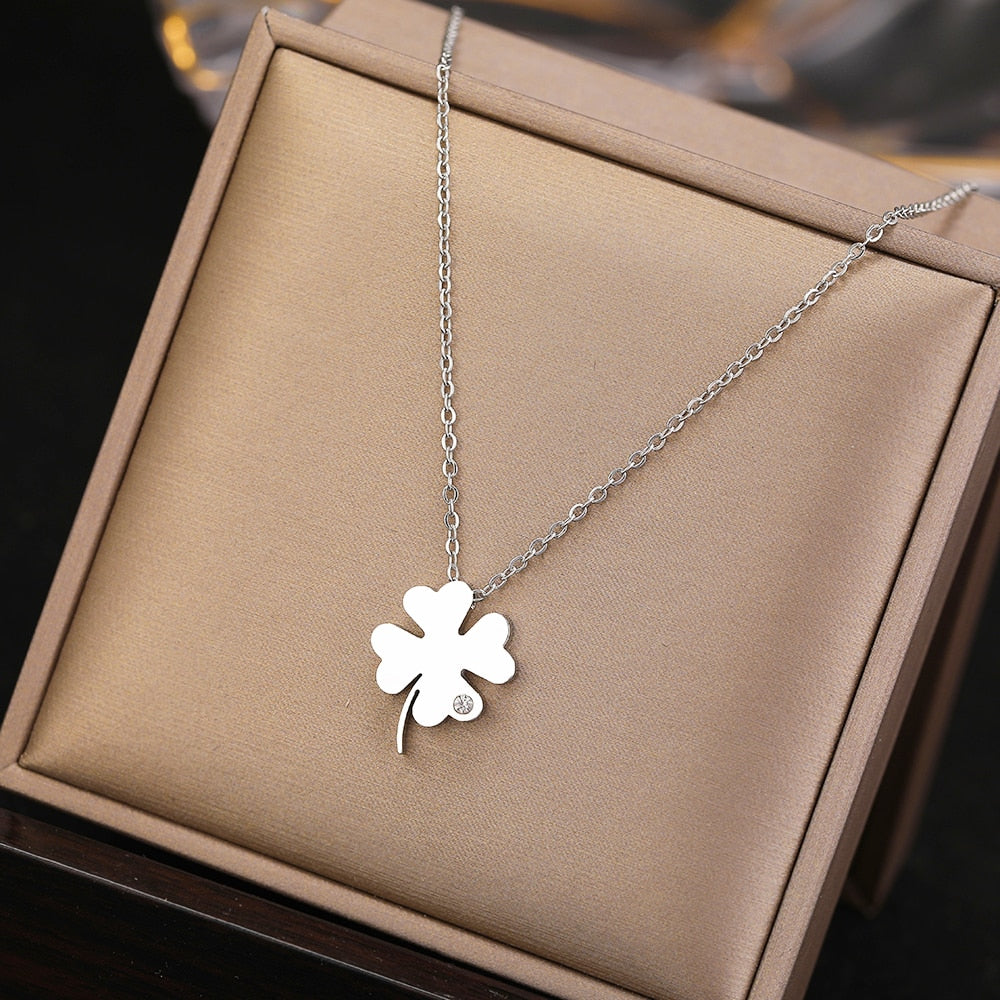 Necklace with four-leaf clover