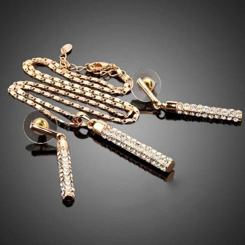 A set of jewelry with cubic zirconias