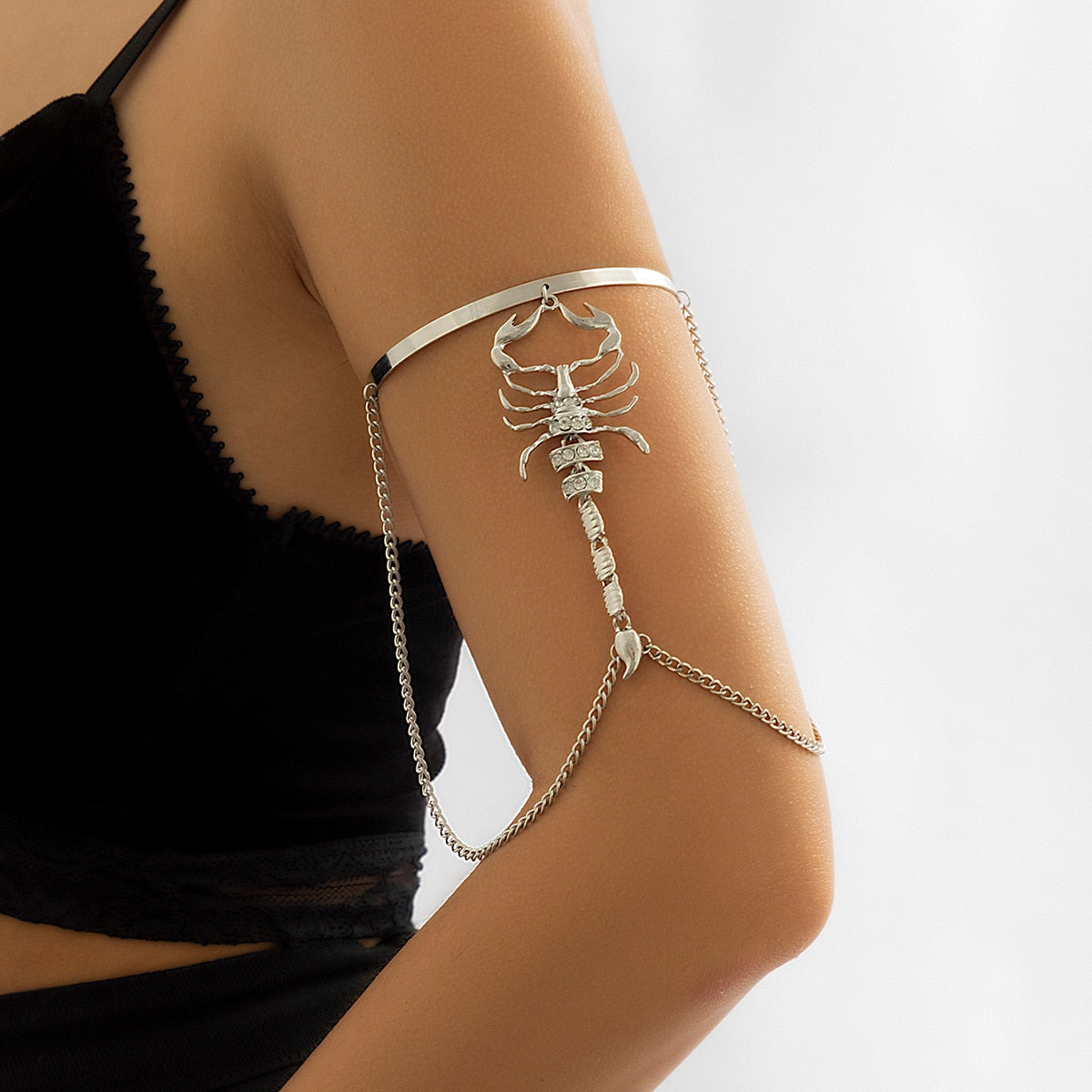 Shoulder chain with scorpion motif