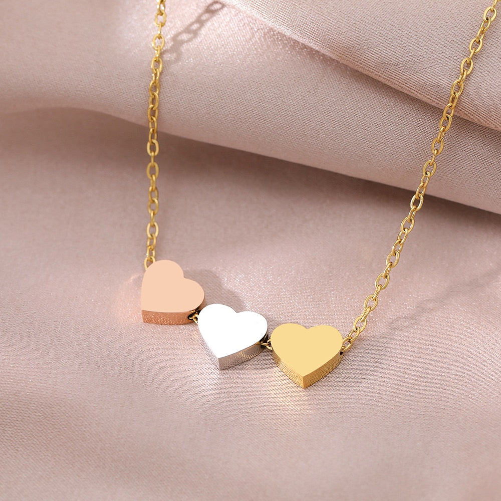 Necklace with hearts