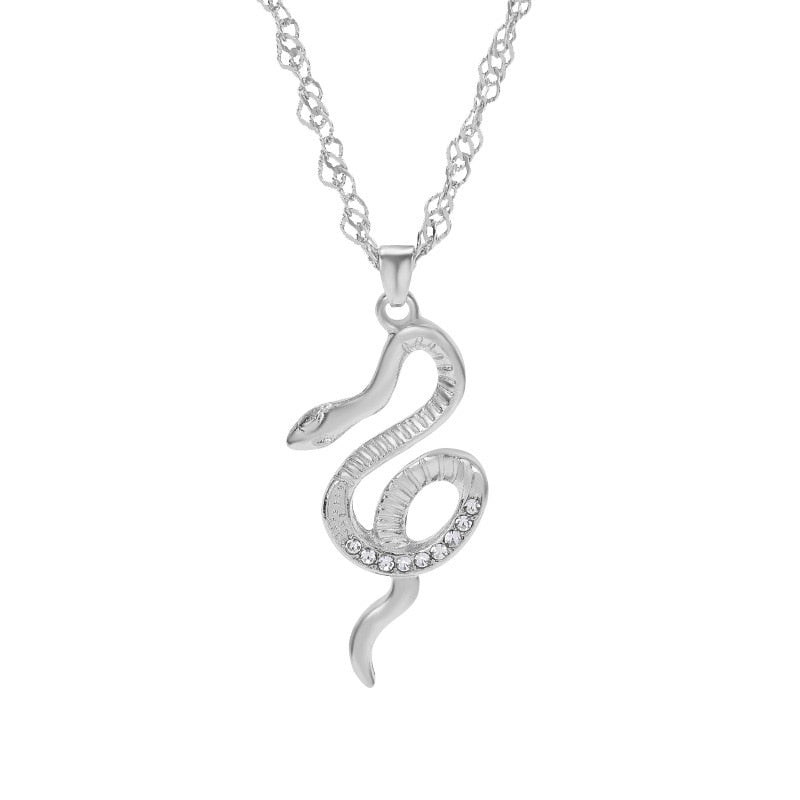 Necklace with pendant - snake
