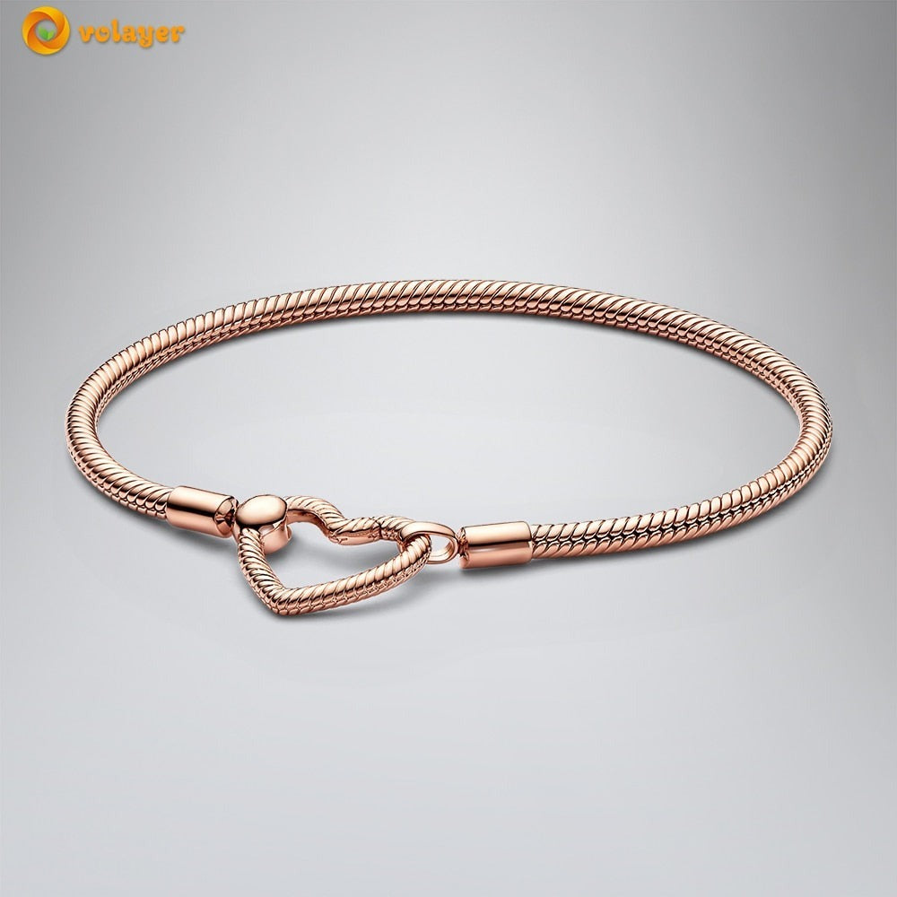 Bracelet with an open heart