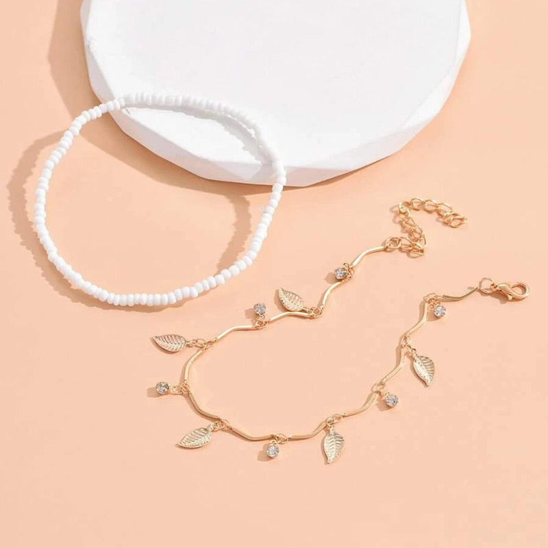 Ankle bracelet with leaves