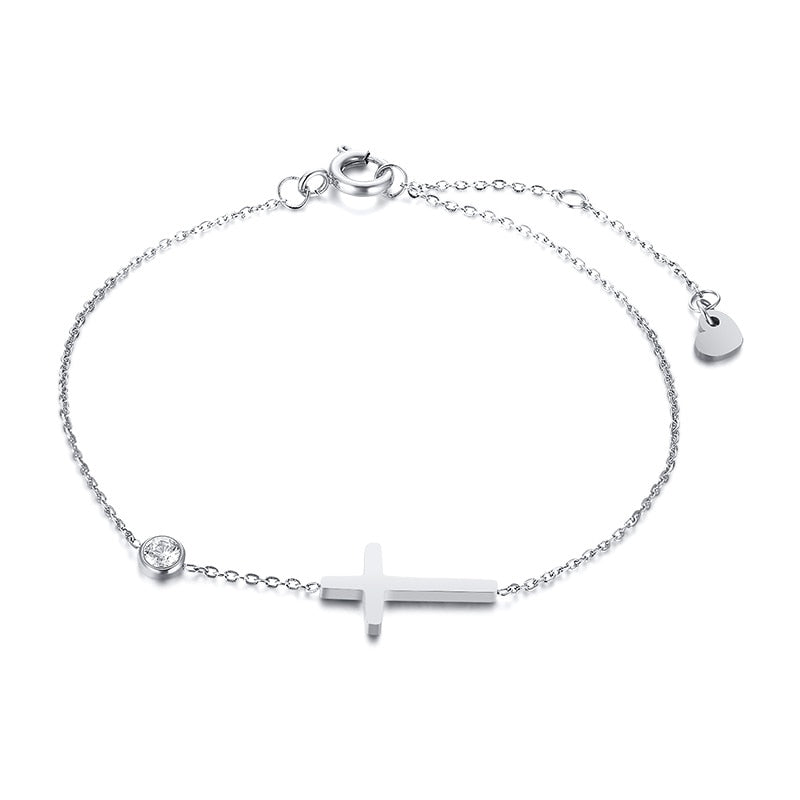 Bracelet with cubic zirconia and a cross