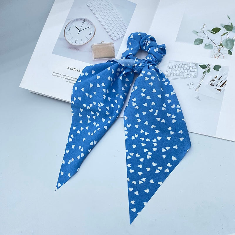 Hair elastic with bow