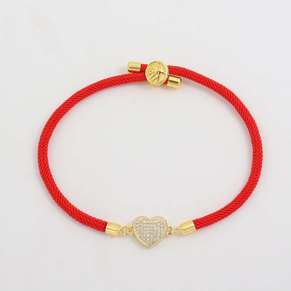 Bracelet with a string with a heart