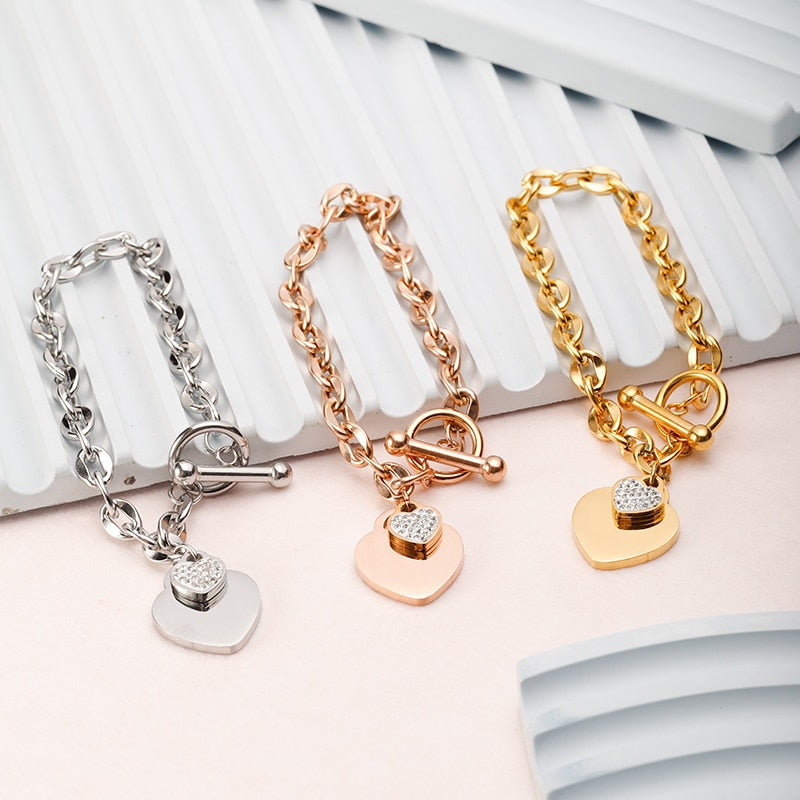 Bracelet with a heart-shaped pendant
