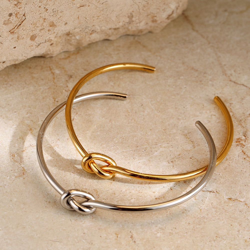 Minimalist bracelet