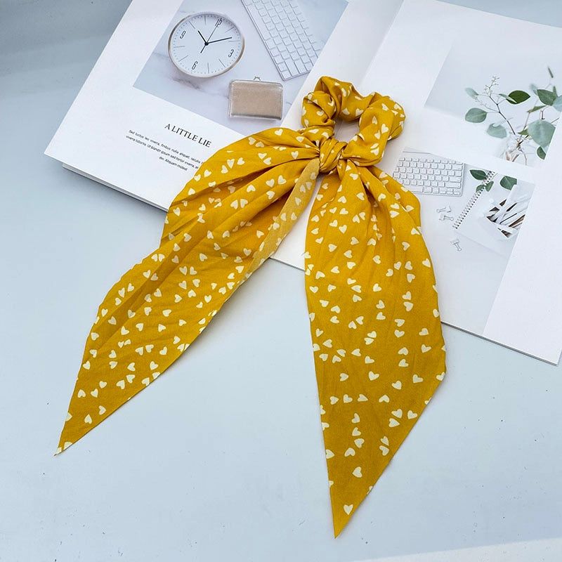 Hair elastic with bow