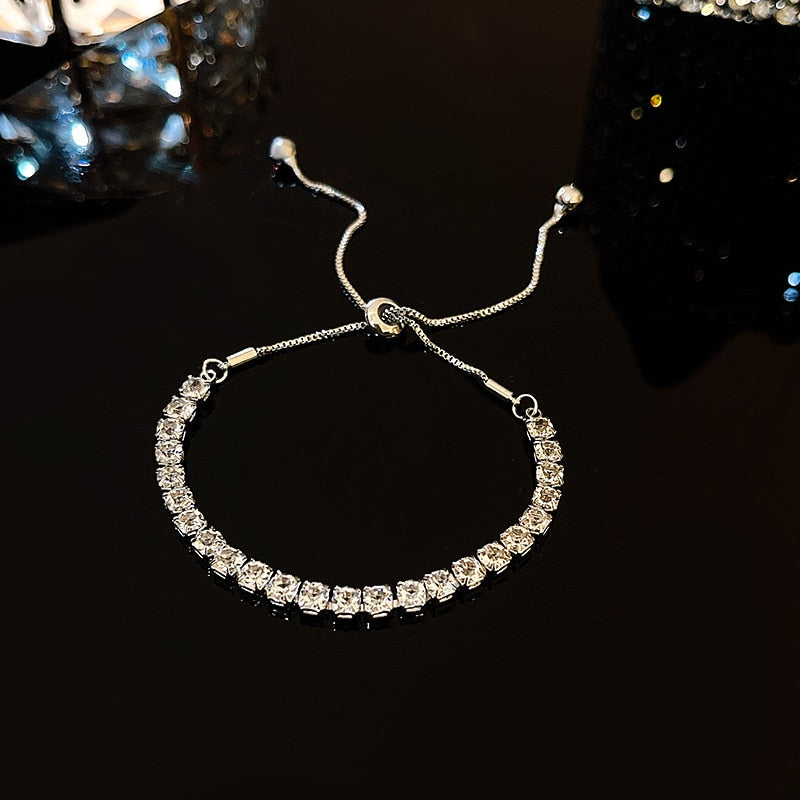 Bracelet with zircons