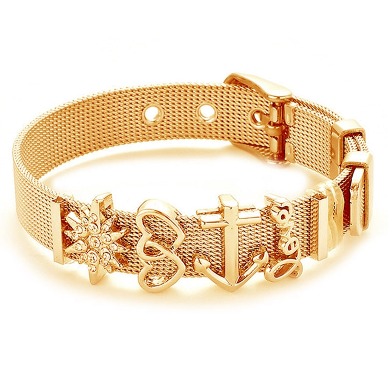 Bracelet pendants on the bar