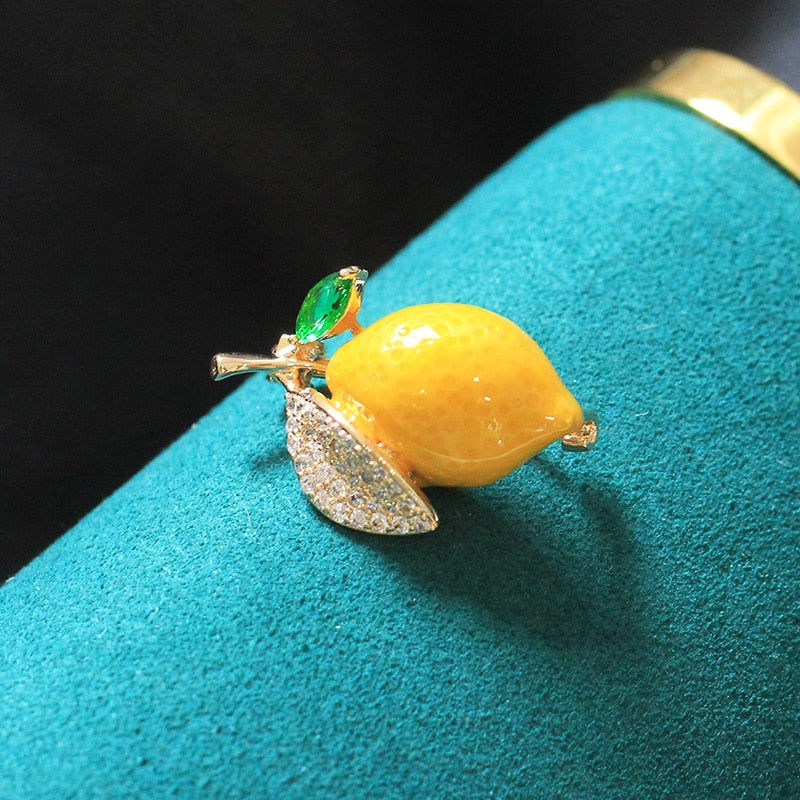 Lemon brooch