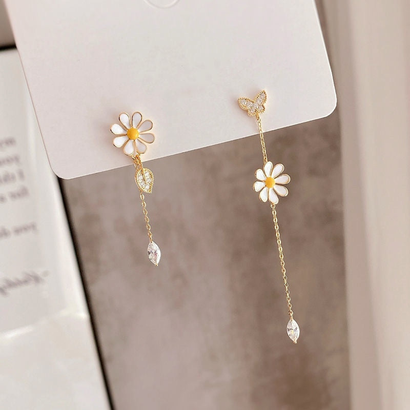 Earrings - daisies