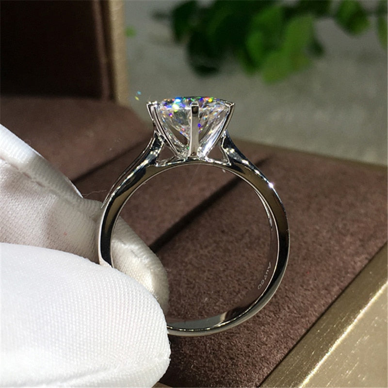 Cubic zirconia ring