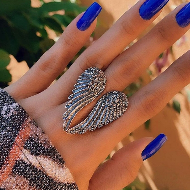 Angel wings ring