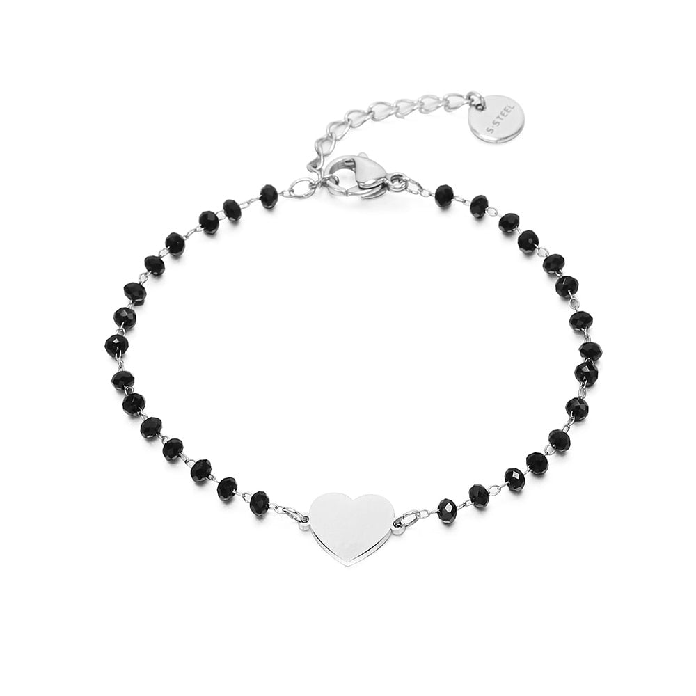 Simple bracelet with a heart