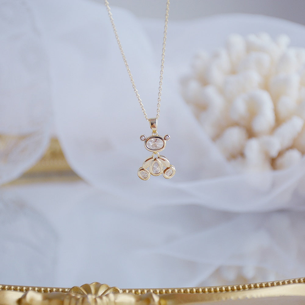 Necklace with a teddy bear pendant