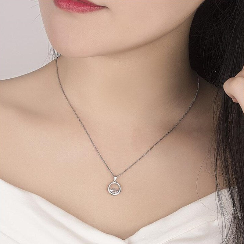 Necklace with a round pendant