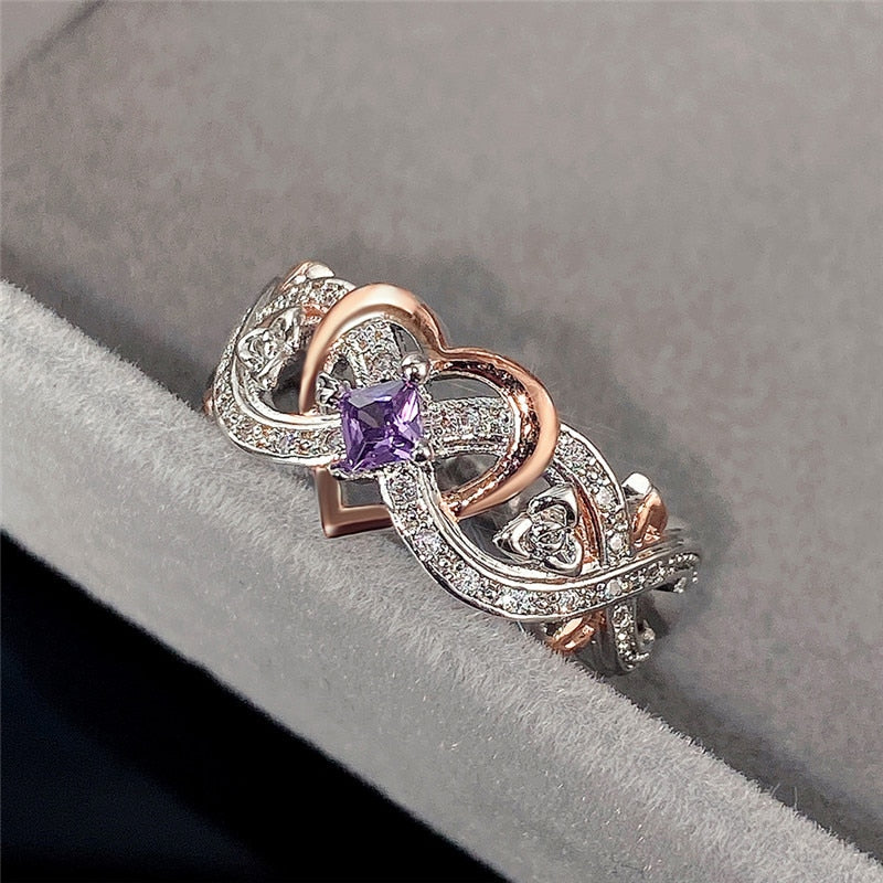 Ring with a heart motif