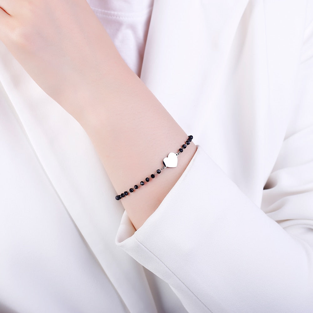 Simple bracelet with a heart