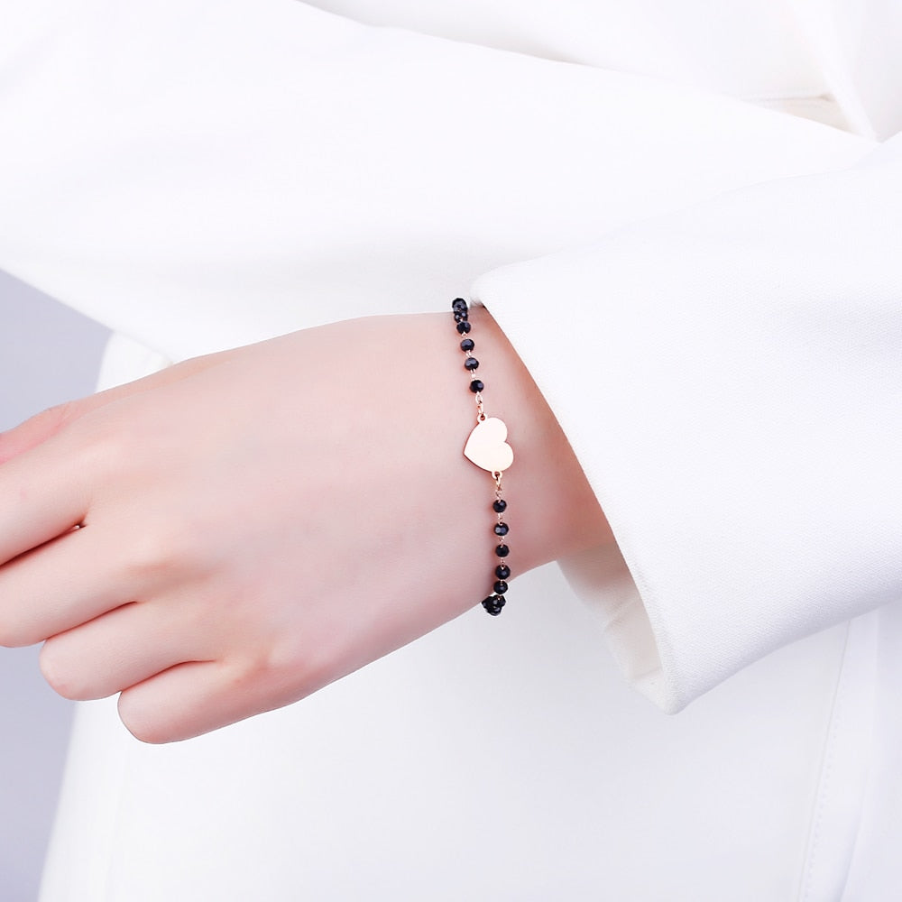 Simple bracelet with a heart
