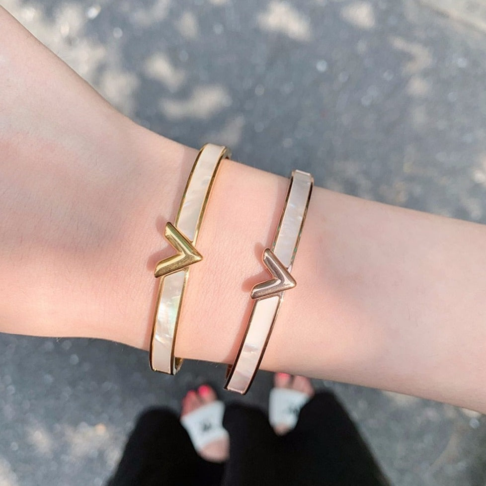 Minimalistic bracelet