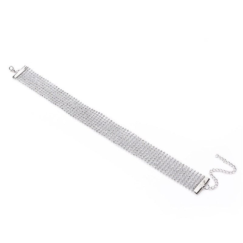 Choker type necklace