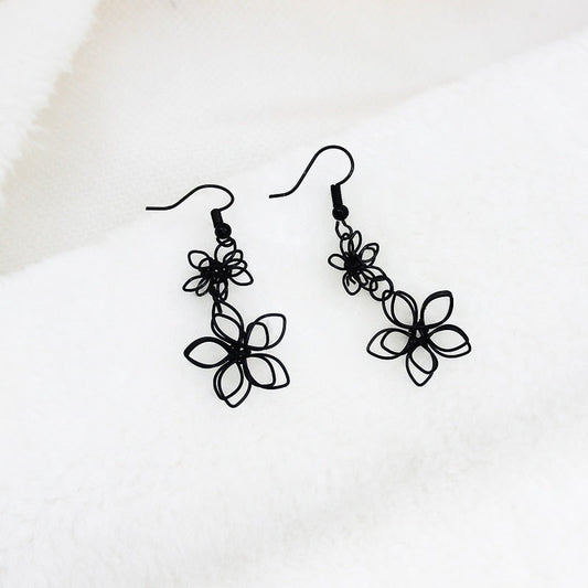 Hanging earrings - flowers