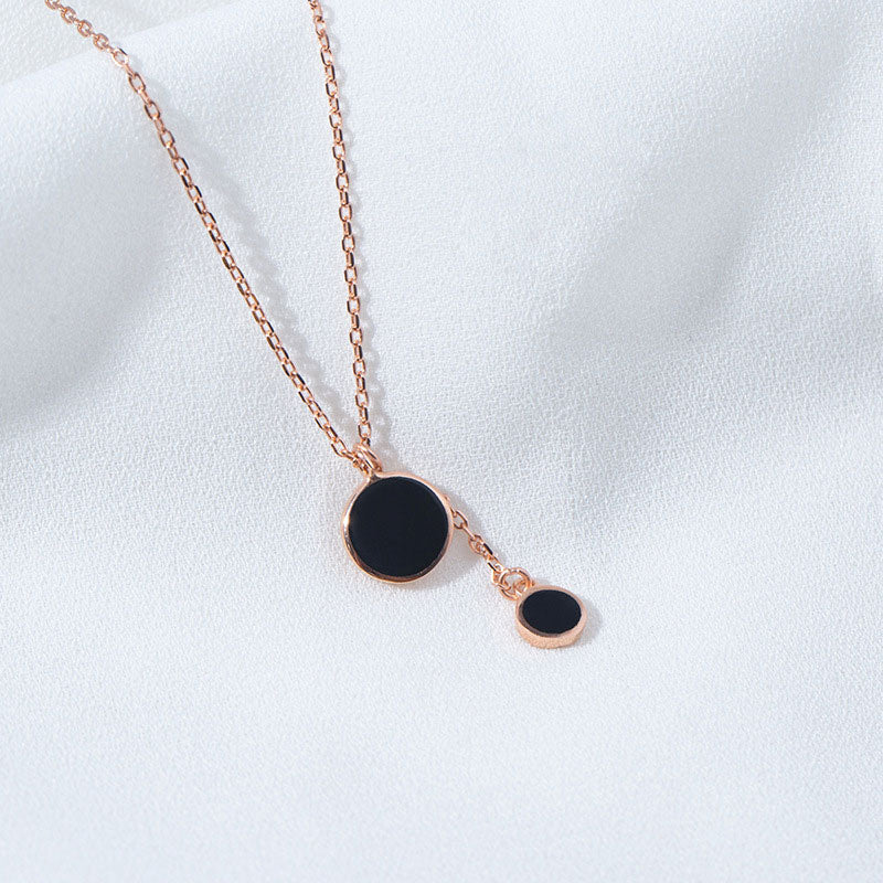 Minimalist necklace