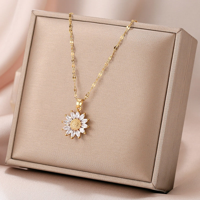Necklace - sunflower