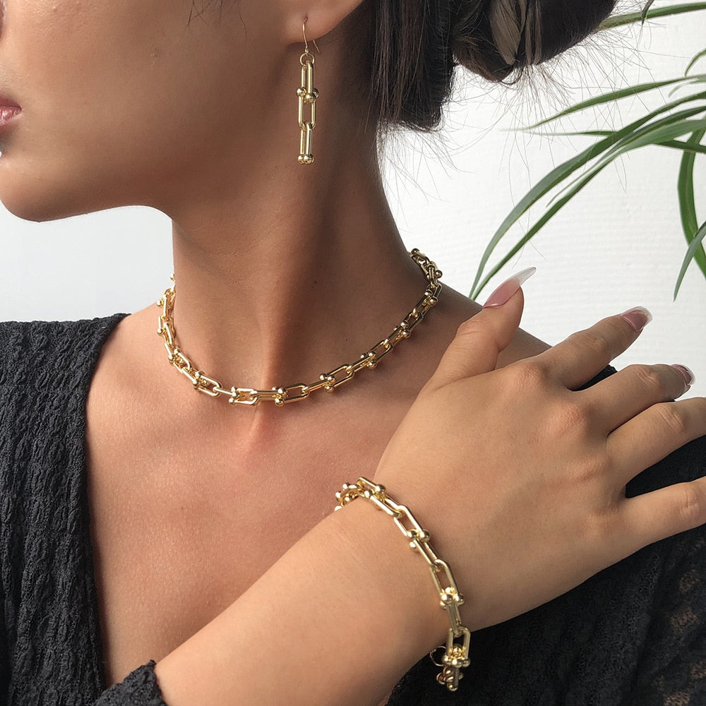 Chain motif jewelry set