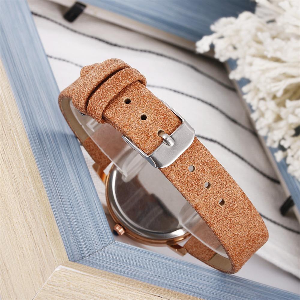 Quartz ladies watch with butterfly motif