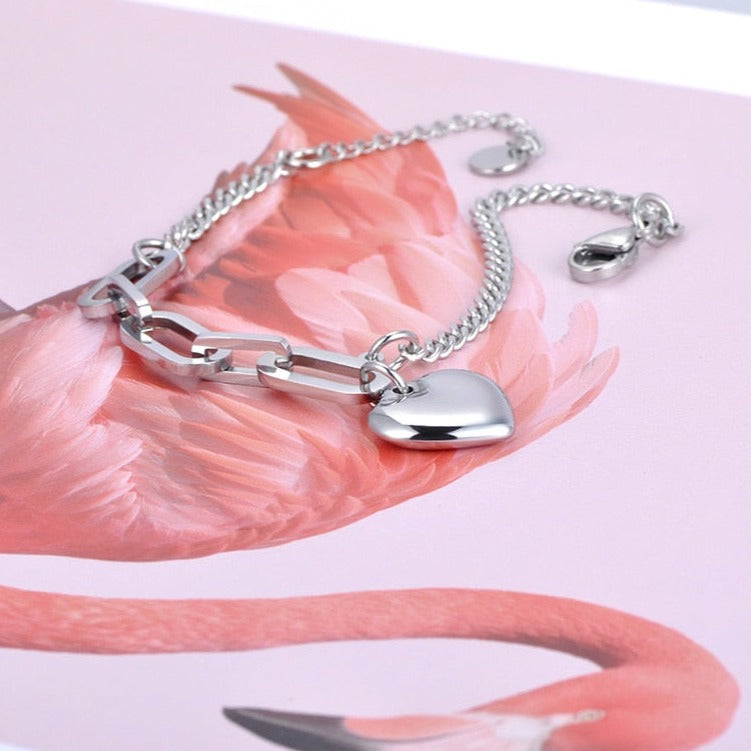 Bracelet - chain with a heart