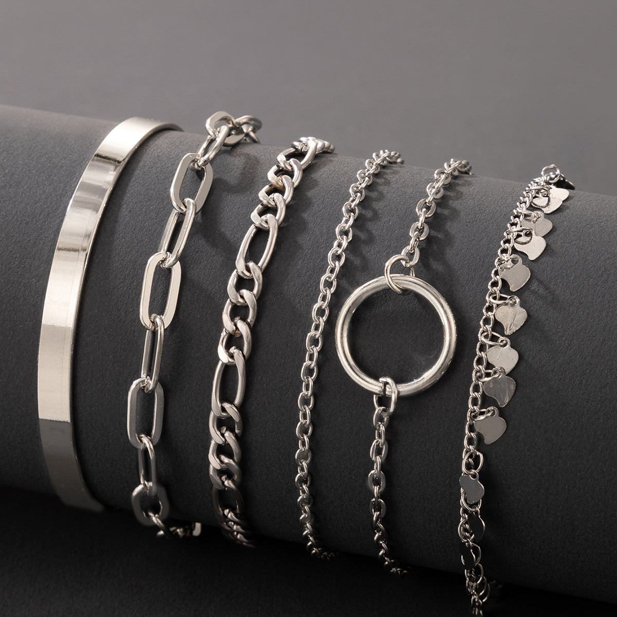 Set of bracelets