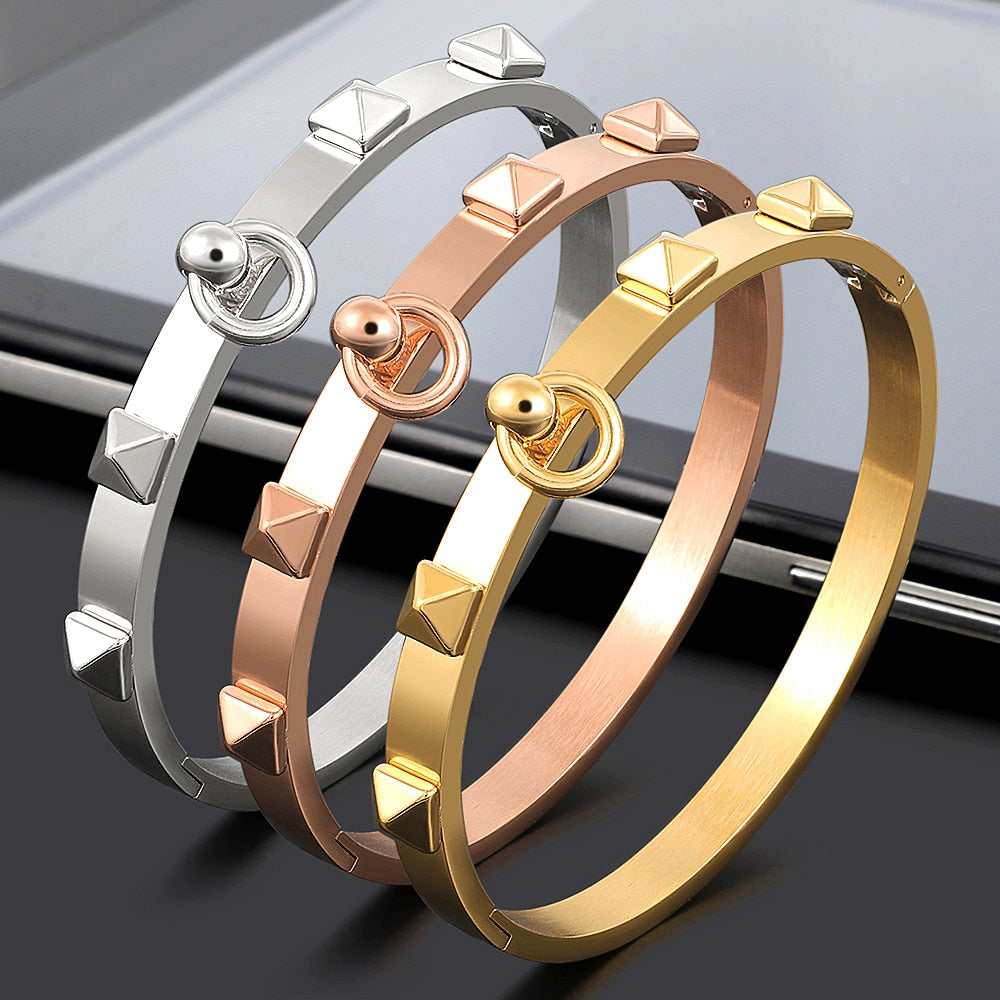 Stainless steel bracelet