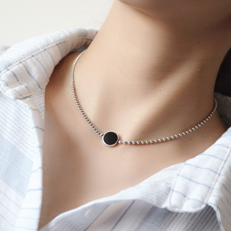 Silver minimalist necklace