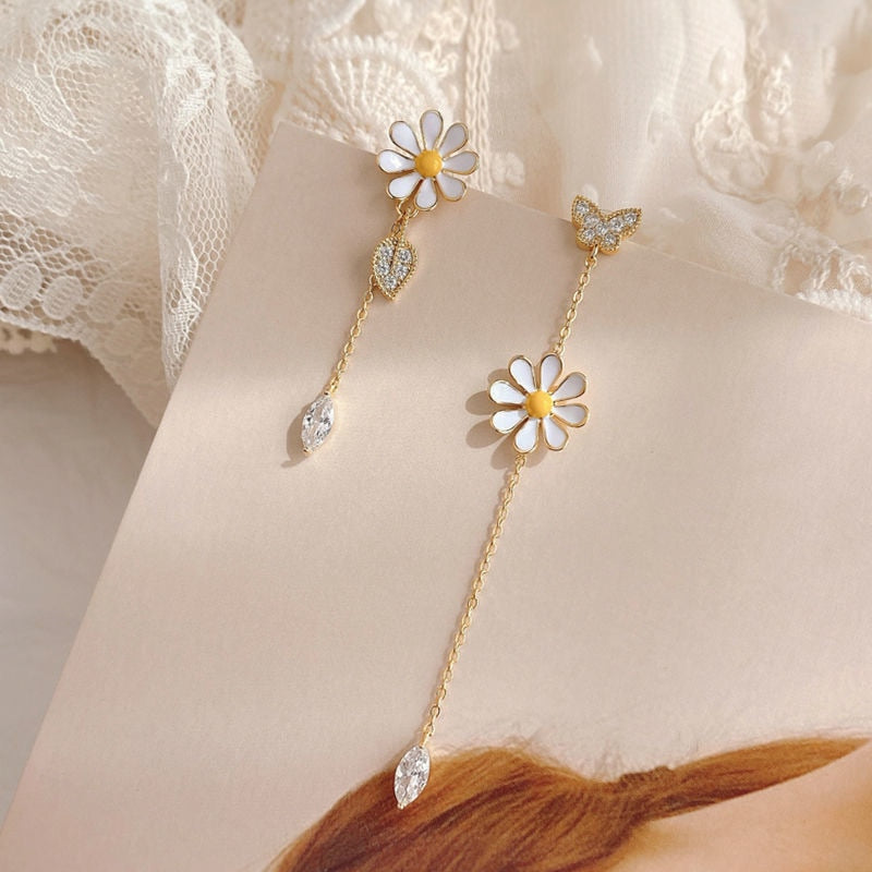 Earrings - daisies
