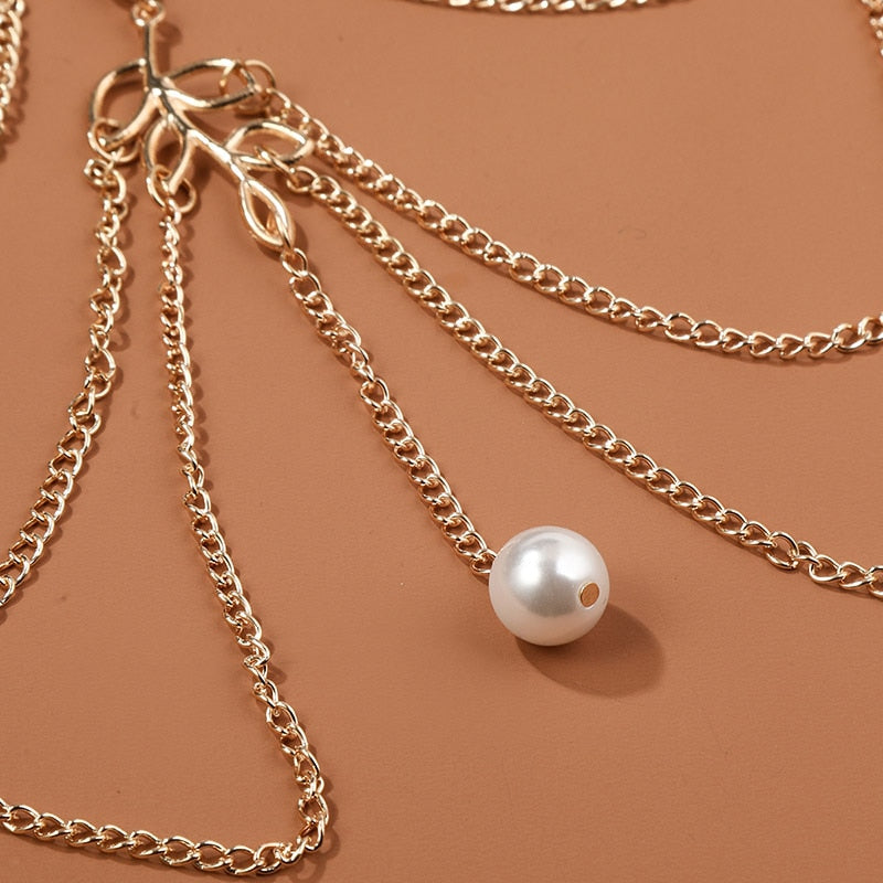 Anklet with a leaf motif and imitation pearl